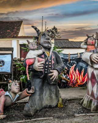 🎄 Vánoční kovárna zve k návštěvě! Kouzelná atmosféra, světýlka, vůně skořice, dílničky i pohádková zákoutí – to všechno na...